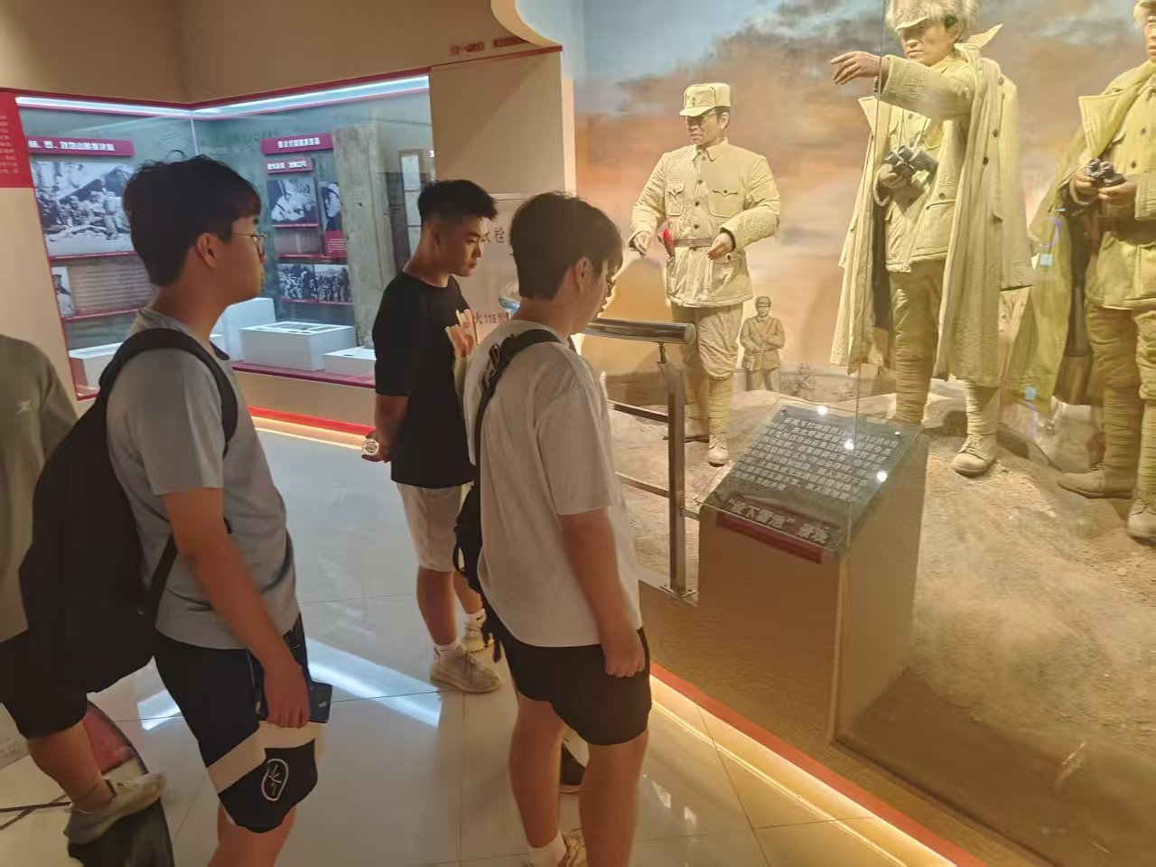 �|����W(xu��)�ӡ������l(xi��ng)��:̽���tɫ���}���T���ഺ��(d��n)��(d��ng)